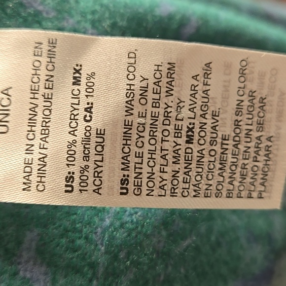 Chico’s Blue & Teal Patterned Poncho Shawl One Size- Cottagecore Coastal Grandma - Picture 6 of 6